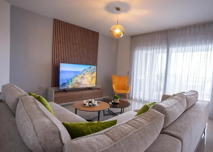 Erofili 2 * PalaiónTsiflíkion